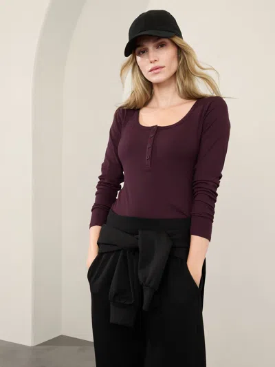 Athleta Signature Rib Henley Top In Spiced Cabernet