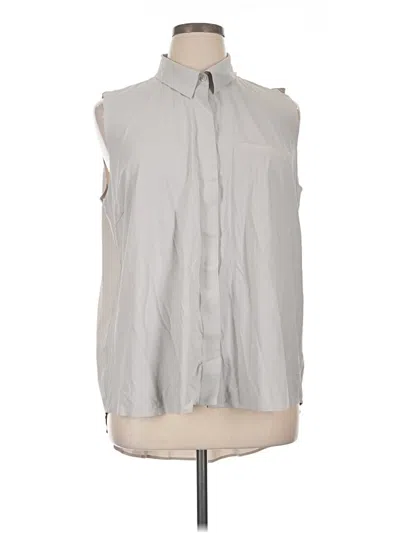 Pre-owned Athleta Sleeveless Button Down Shirt In Gray