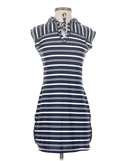 Pre-owned Athleta Sleeveless Henley Shirt In Blue