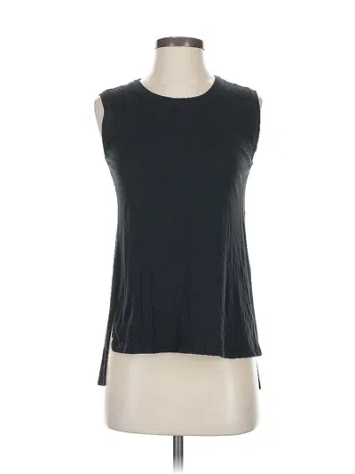 Pre-owned Athleta Sleeveless T-shirt In Black