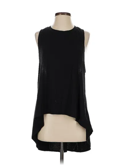 Pre-owned Athleta Sleeveless T-shirt In Black