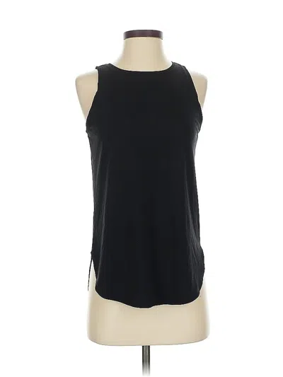 Pre-owned Athleta Sleeveless T-shirt In Black
