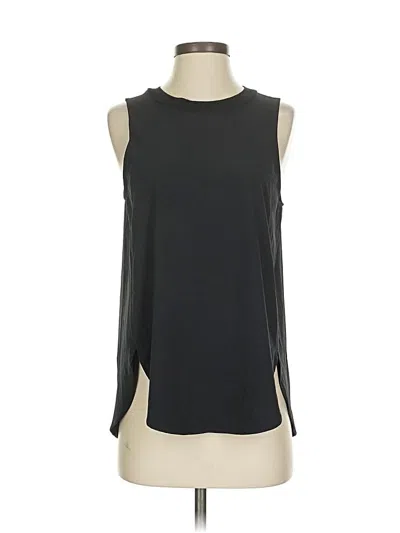 Pre-owned Athleta Sleeveless T-shirt In Black