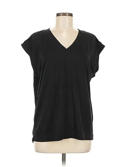 Pre-owned Athleta Sleeveless T-shirt In Black