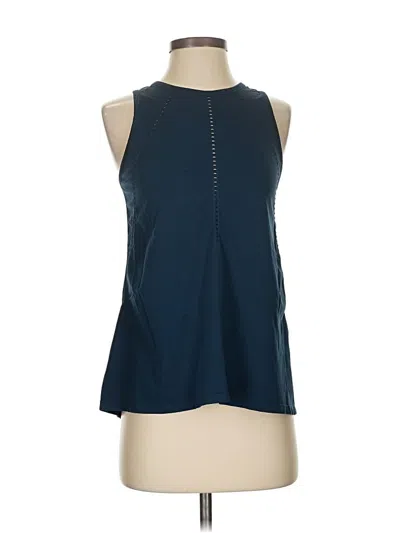 Pre-owned Athleta Sleeveless T-shirt In Blue