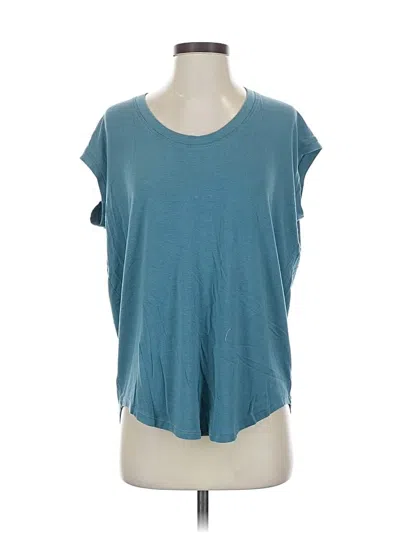 Pre-owned Athleta Sleeveless T-shirt In Blue