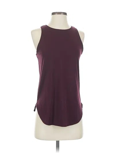 Pre-owned Athleta Sleeveless T-shirt In Burgundy