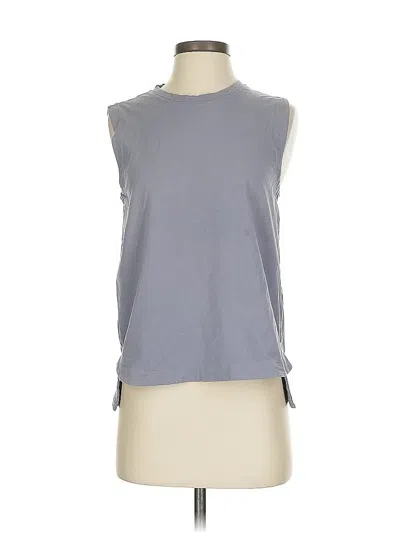 Pre-owned Athleta Sleeveless T-shirt In Gray