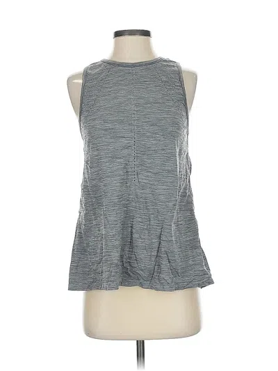 Pre-owned Athleta Sleeveless T-shirt In Gray