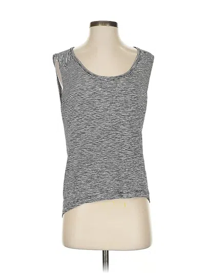 Pre-owned Athleta Sleeveless T-shirt In Gray
