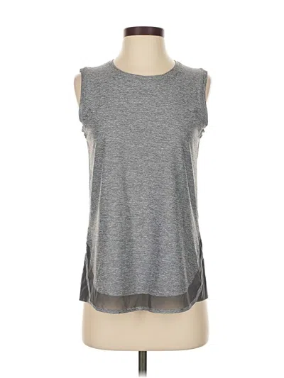 Pre-owned Athleta Sleeveless T-shirt In Gray