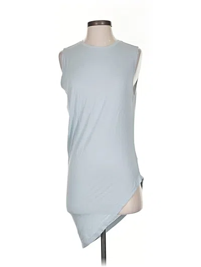 Pre-owned Athleta Sleeveless T-shirt In Gray
