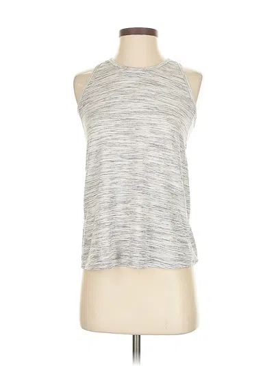 Pre-owned Athleta Sleeveless T-shirt In Silver