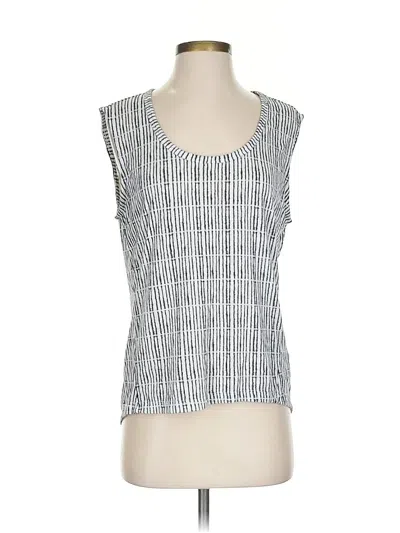 Pre-owned Athleta Sleeveless T-shirt In Silver