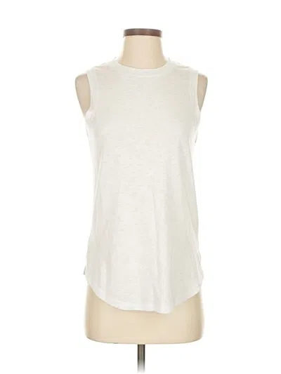 Pre-owned Athleta Sleeveless T-shirt In White