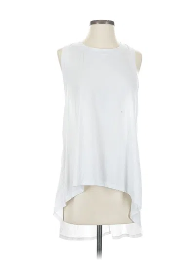 Pre-owned Athleta Sleeveless T-shirt In White