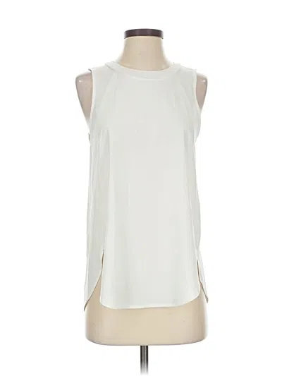 Pre-owned Athleta Sleeveless T-shirt In White