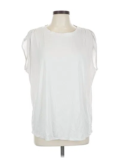 Pre-owned Athleta Sleeveless T-shirt In White