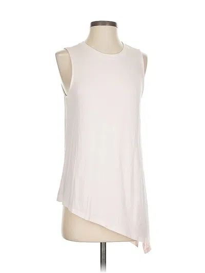 Pre-owned Athleta Sleeveless T-shirt In White