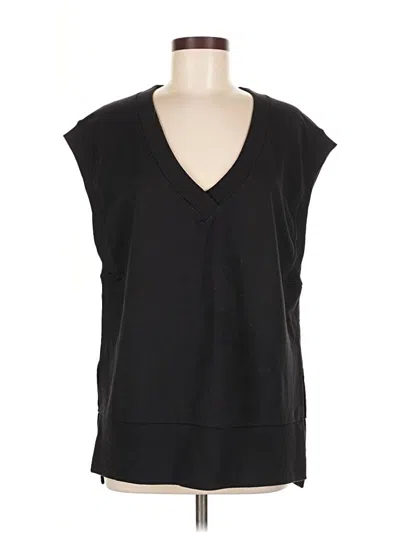 Pre-owned Athleta Sleeveless T-shirt In Black