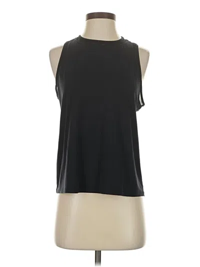 Pre-owned Athleta Sleeveless T-shirt In Black