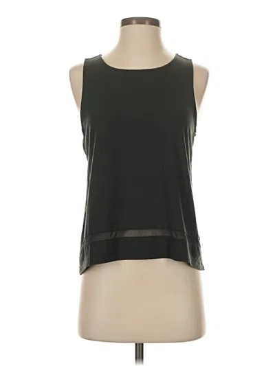 Pre-owned Athleta Sleeveless T-shirt In Black
