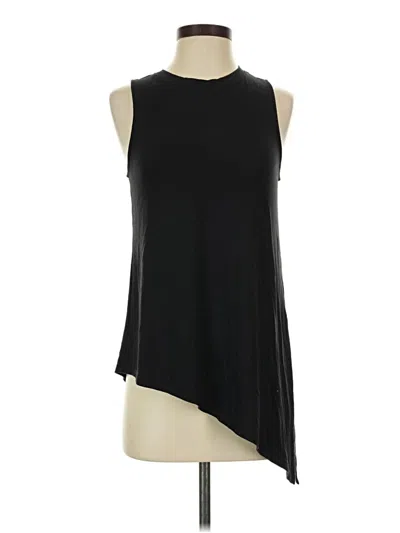 Pre-owned Athleta Sleeveless T-shirt In Black
