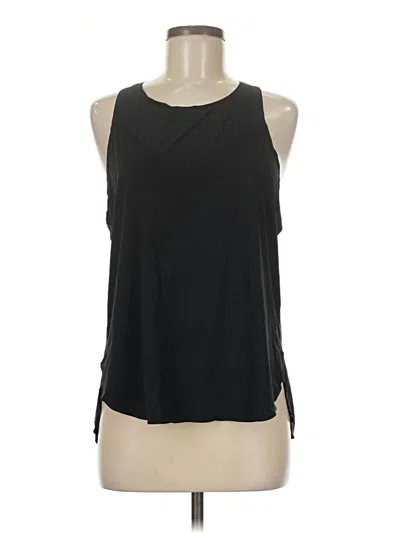 Pre-owned Athleta Sleeveless T-shirt In Black