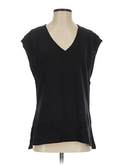 Pre-owned Athleta Sleeveless T-shirt In Black