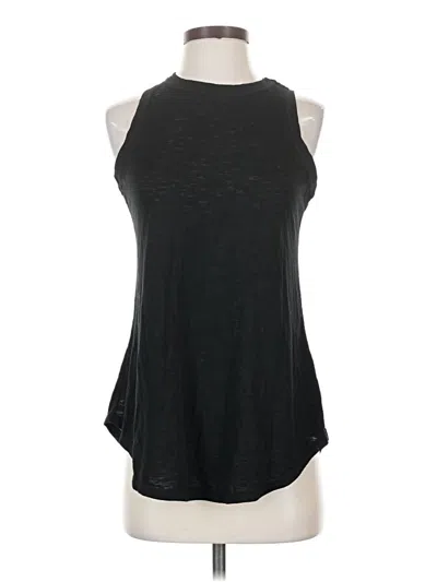 Pre-owned Athleta Sleeveless T-shirt In Black