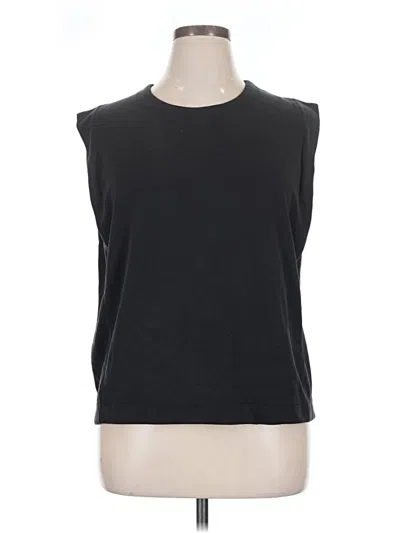 Pre-owned Athleta Sleeveless T-shirt In Black