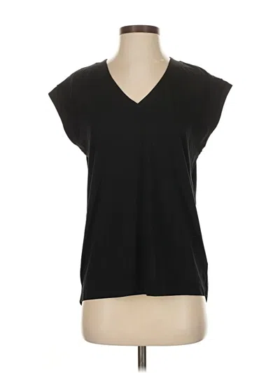 Pre-owned Athleta Sleeveless T-shirt In Black