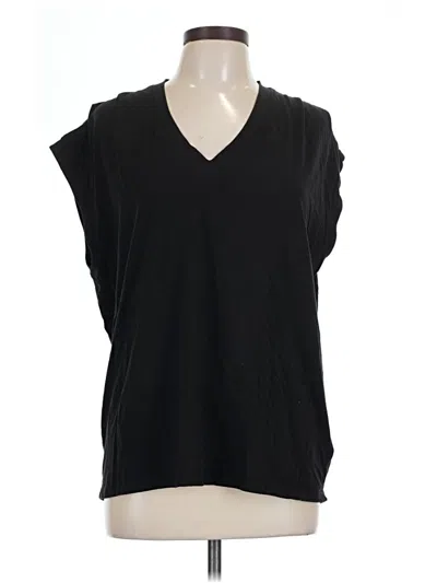 Pre-owned Athleta Sleeveless T-shirt In Black