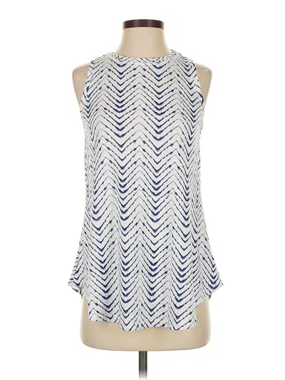 Pre-owned Athleta Sleeveless T-shirt In Blue