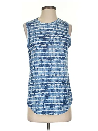 Pre-owned Athleta Sleeveless T-shirt In Blue