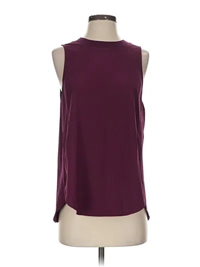 Pre-owned Athleta Sleeveless T-shirt In Burgundy