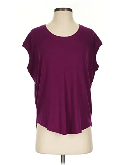 Pre-owned Athleta Sleeveless T-shirt In Burgundy