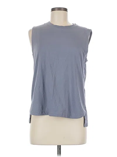 Pre-owned Athleta Sleeveless T-shirt In Gray