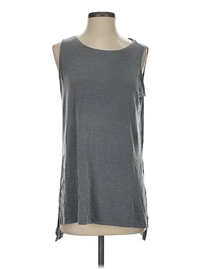 Pre-owned Athleta Sleeveless T-shirt In Gray