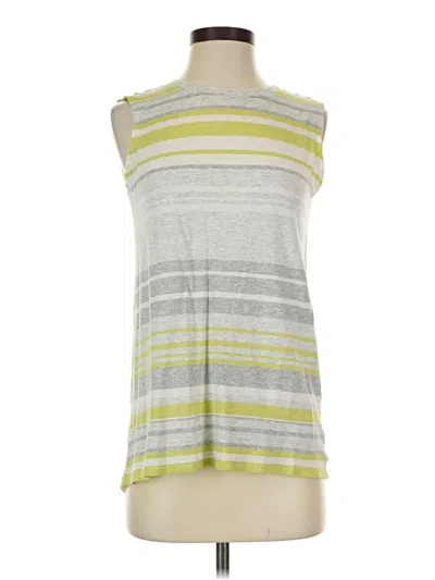 Pre-owned Athleta Sleeveless T-shirt In Gray