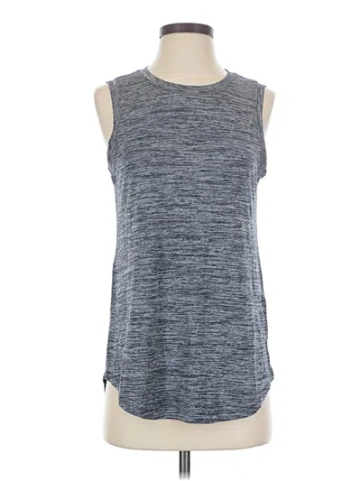 Pre-owned Athleta Sleeveless T-shirt In Gray
