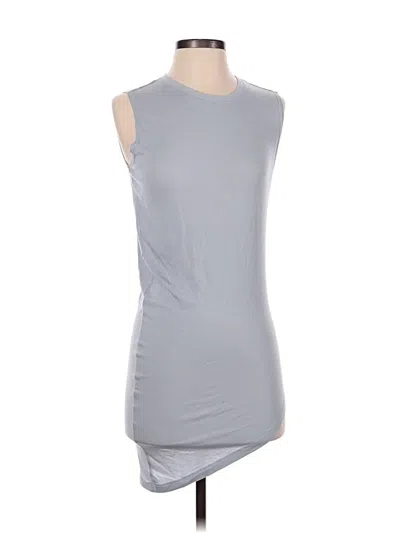 Pre-owned Athleta Sleeveless T-shirt In Gray