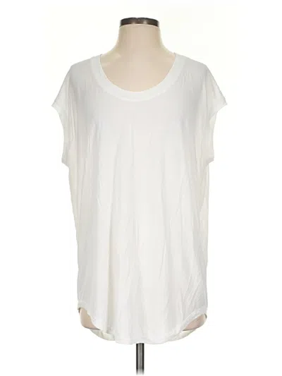 Pre-owned Athleta Sleeveless T-shirt In Ivory