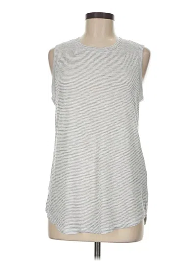 Pre-owned Athleta Sleeveless T-shirt In Silver