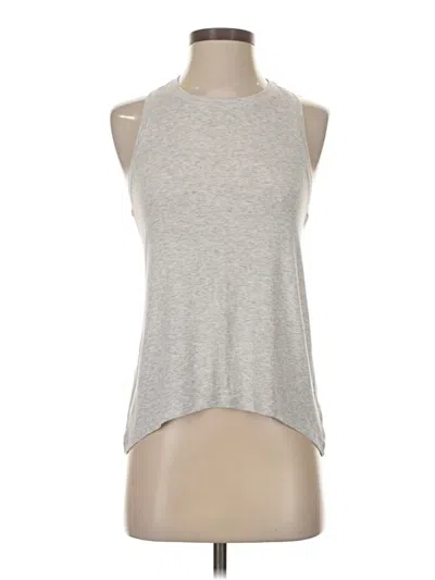 Pre-owned Athleta Sleeveless T-shirt In Silver