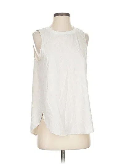 Pre-owned Athleta Sleeveless T-shirt In White