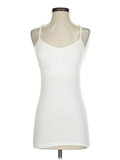 Pre-owned Athleta Sleeveless T-shirt In White