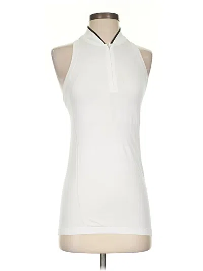 Pre-owned Athleta Sleeveless T-shirt In White