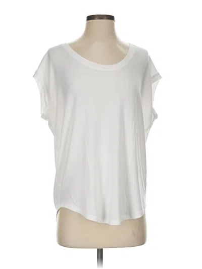 Pre-owned Athleta Sleeveless T-shirt In White