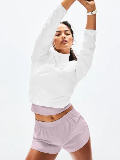 Athleta Speedwork Mid Rise 2 1/2" Run Short